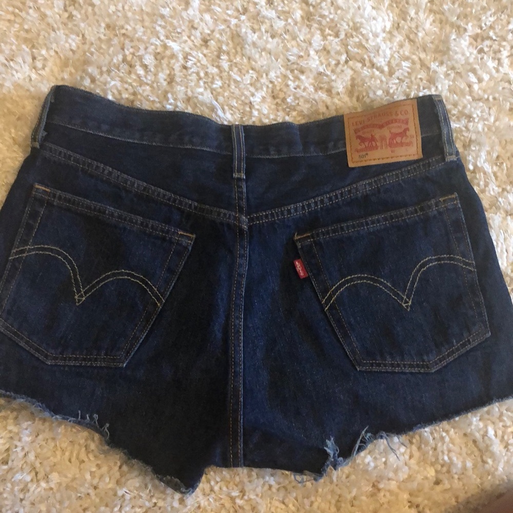 Denim shorts. - Picture 2 of 3